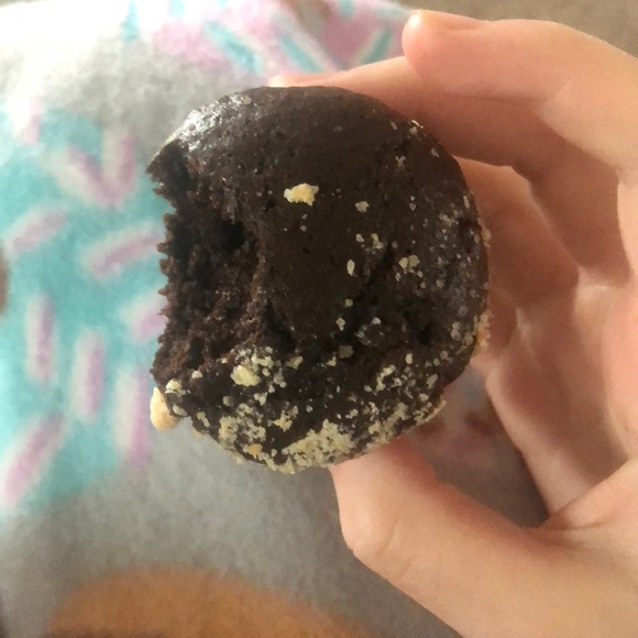 chocolate muffin - Picture 2 of 3